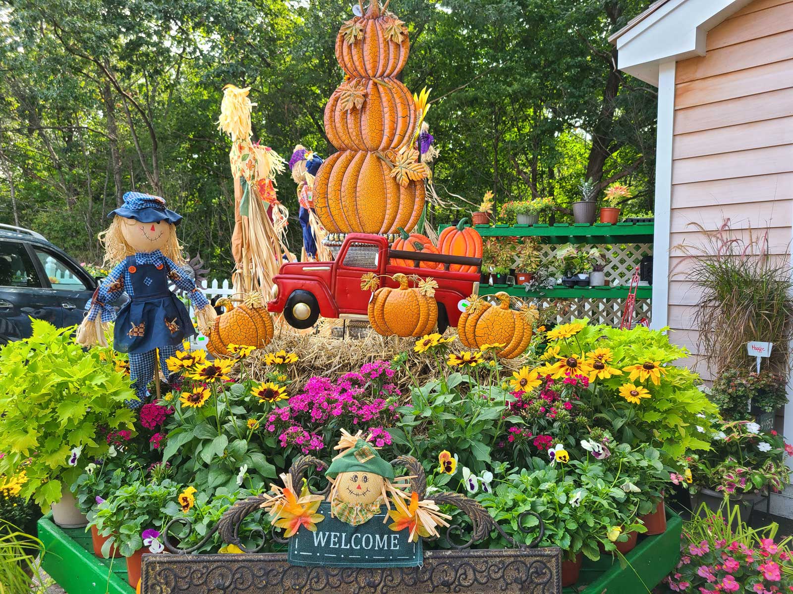 Autumn Seasonal Color at Goffle Brook Farms in Ridgewood NJ