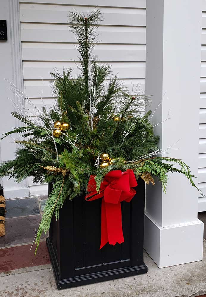 Porch and Patio Holiday Display Planter