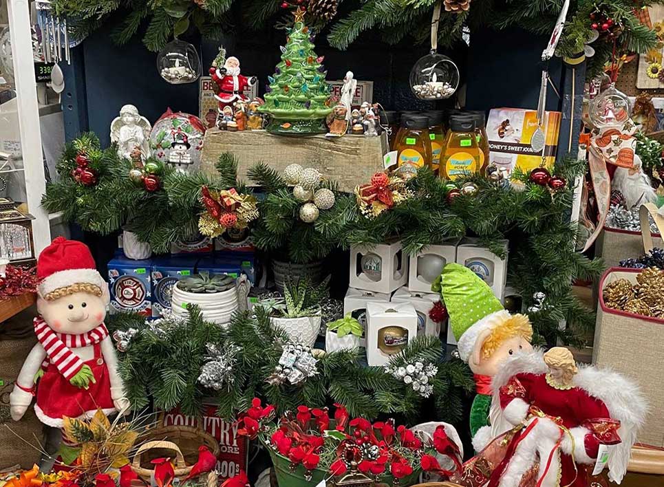 Holiday Gift and Decor Ideas at Goffle Brook Farms in Ridgewood NJ